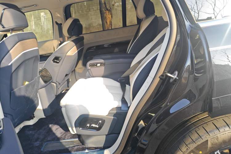 Used Zeekr 9X 2025 Ultra Edition 70kWh