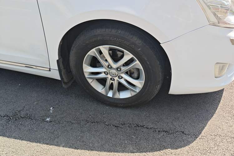 Used CHANGAN Raeton 2014 1.8T Automatic Elite Anniversary Edition China IV Standard