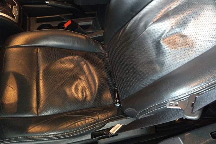 Used Jeep Compass 2014 2.0L two-wheel drive luxury version Left Front Seat