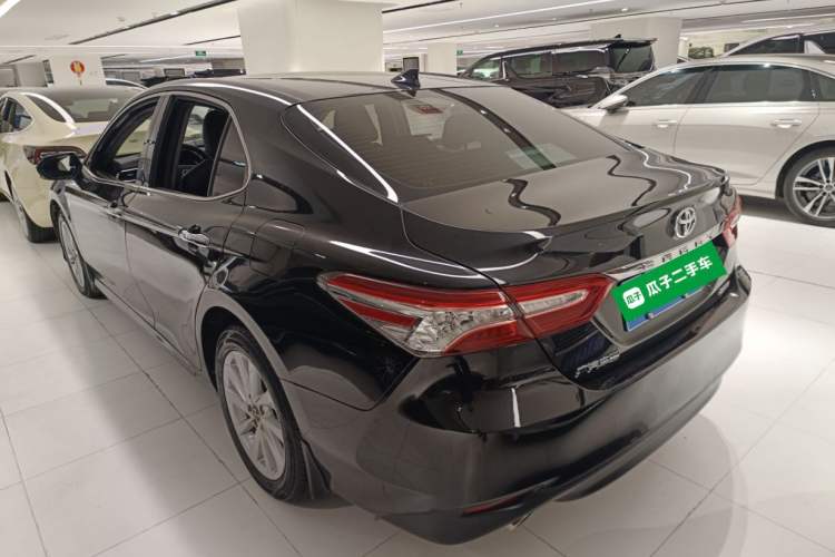 Used Toyota Camry 2023 2.0G Luxury Edition
