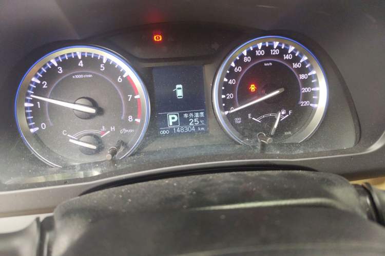 Used Toyota Highlander 2017 2.0T Four-Wheel Drive Luxury Edition 7 Seats