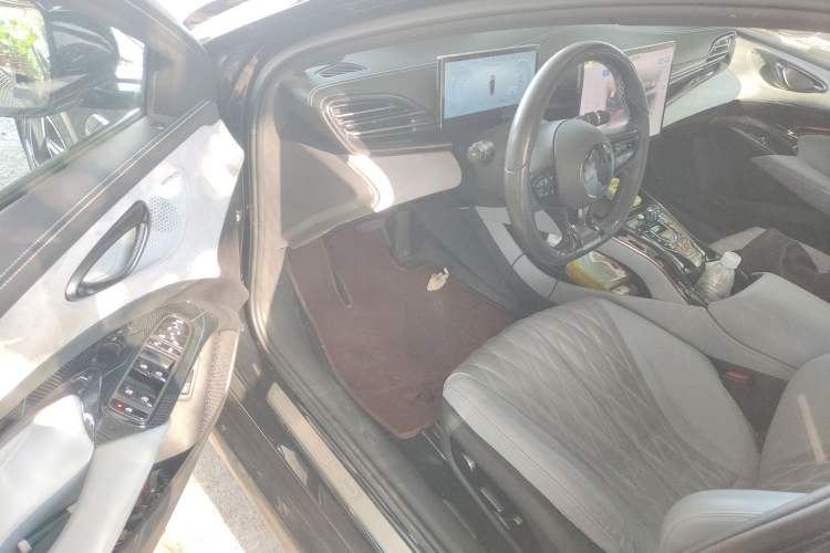 Used BYD Seal 2022 700 km Long-Range Rear-Wheel-Drive Version