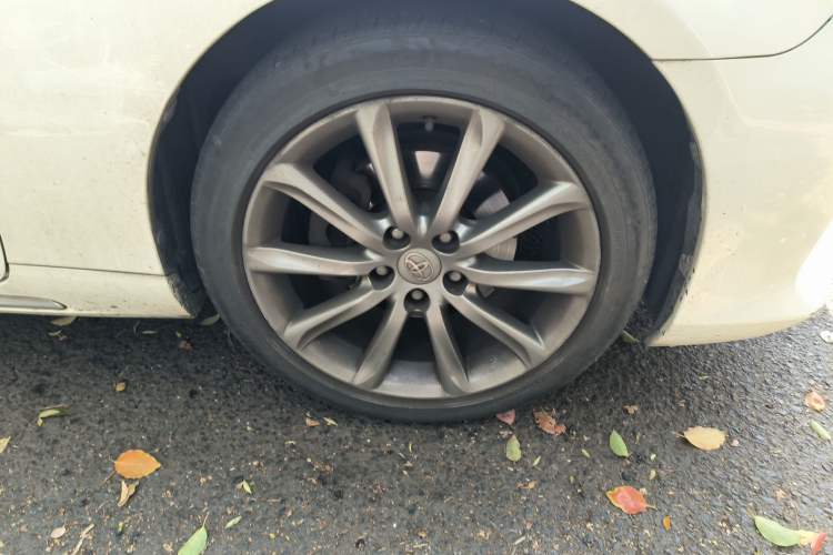 Used Toyota Reiz 2013 2.5V Shangrui Edition Right Front Wheel Hub