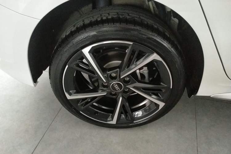 Used Audi A3 2024 Sportback 35 TFSI Fashionable Sports Model Exterior 5