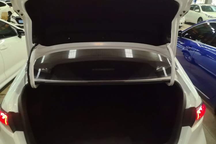 Used Toyota Levin 2021 185T CVT Luxury Edition
