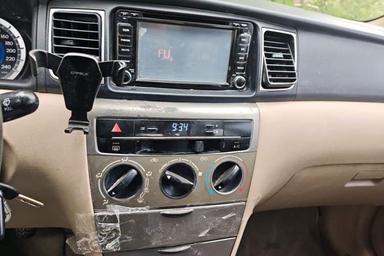 Used Toyota Corolla EX 2013 1.6L Manual Excellence Edition
