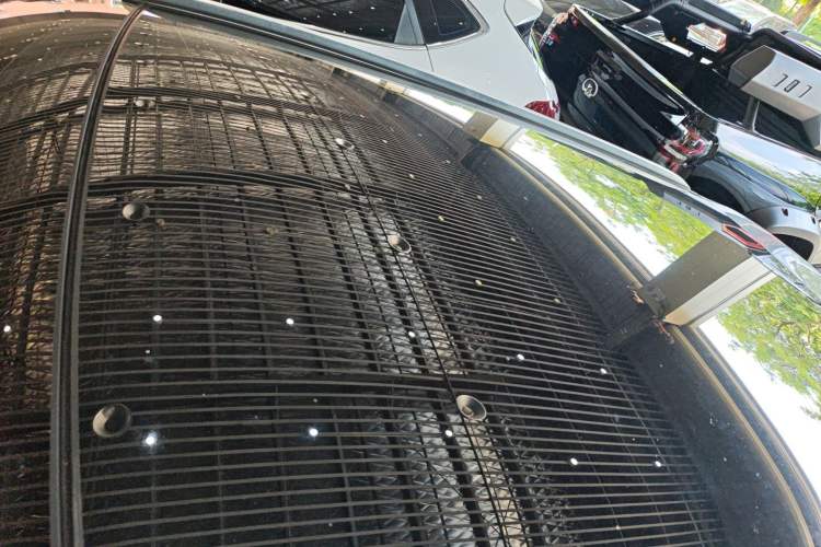 Used Wey VV5 2020 1.5T Two-Wheel Drive Color Pioneer Roof