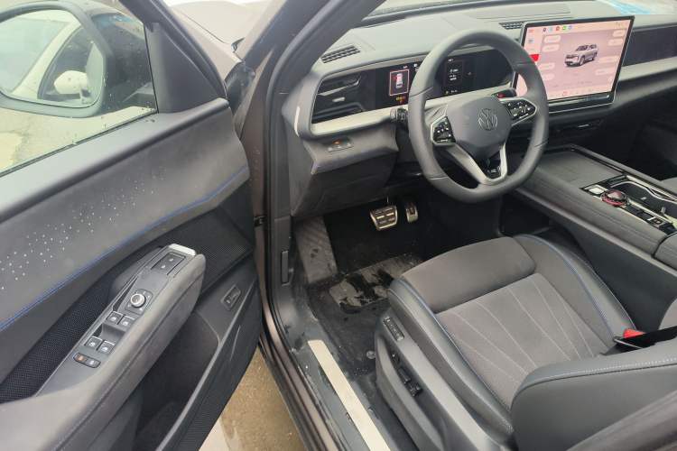 Used Volkswagen Teramont 2025 Tiguan Pro 450TSI Four-Wheel Drive Summit Edition