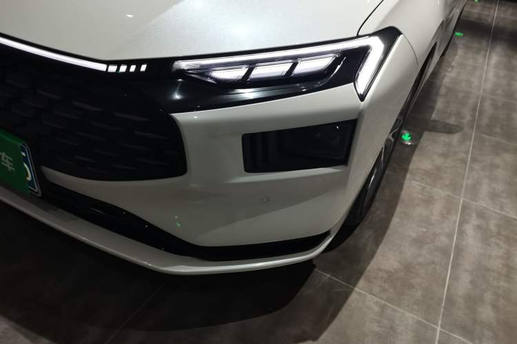 Used Ford Mondeo 2023 EcoBoost 245 Ultimate Model
