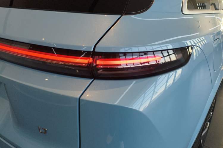 Used Li Auto L7 2024 Ultra Model Right Rear Taillight