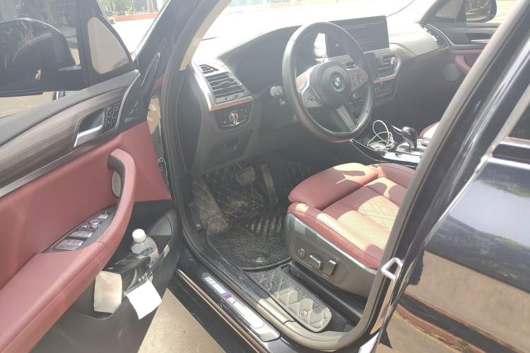 Used BMW X3 2023 Restyled xDrive30i Leading Edition M Night Sky Package