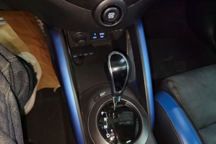 Used Hyundai Veloster 2015 1.6T Automatic Luxury Edition