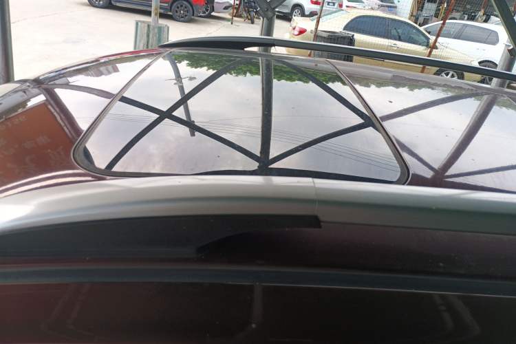 Used Venucia T70 2016 2.0L CVT Smart Edition