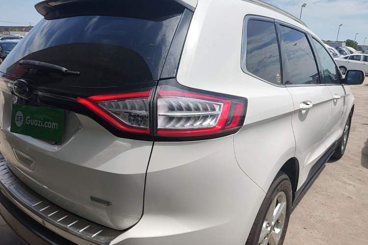 Used Ford Edge 2015 2.0T GTDi Two-Wheel-Drive Elite Edition