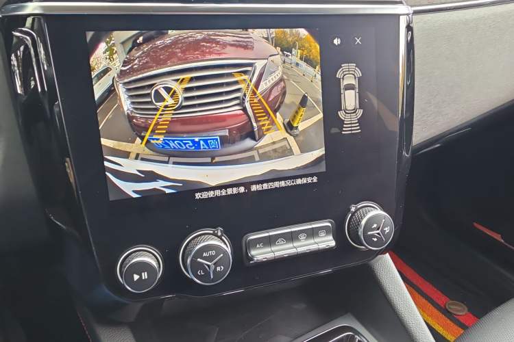 Used Lynk & Co 02 2018 1.5T DCT Two-Wheel Drive Pro Version China V Emission Standard
