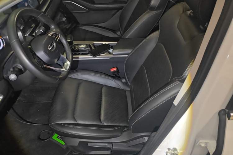 Used Geely Auto Emgrand 2022 4th Generation 1.5L CVT Luxury Model
