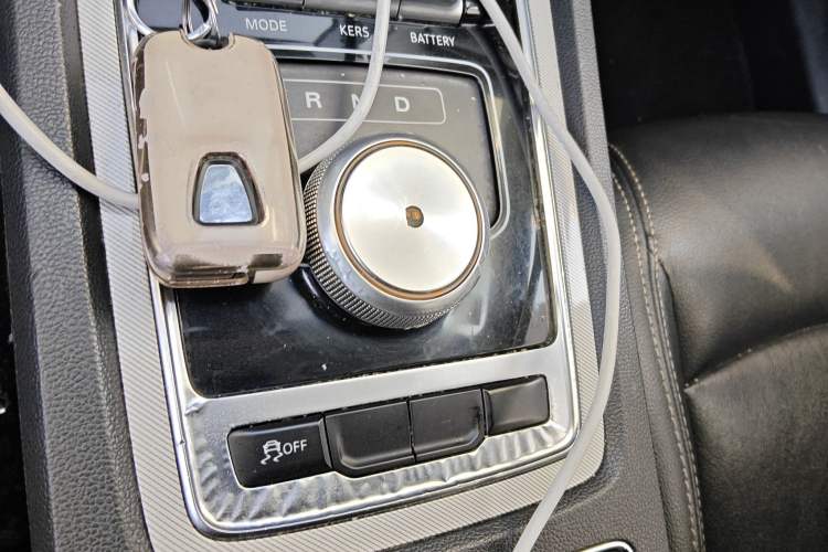 Used Roewe i6 New Energy 2017 45T Hybrid Connect & Smart Enjoyment Edition
