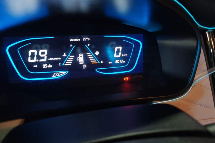 Used CHANGAN OSHAN Cosmos 2022 1.5T Automatic Business Model
