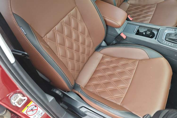 Used Volkswagen Lamando 2015 330TSI DSG Comfort Edition
