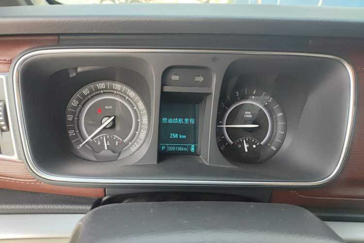 Used Buick GL8 2017 25S Prestige Version China V Standard