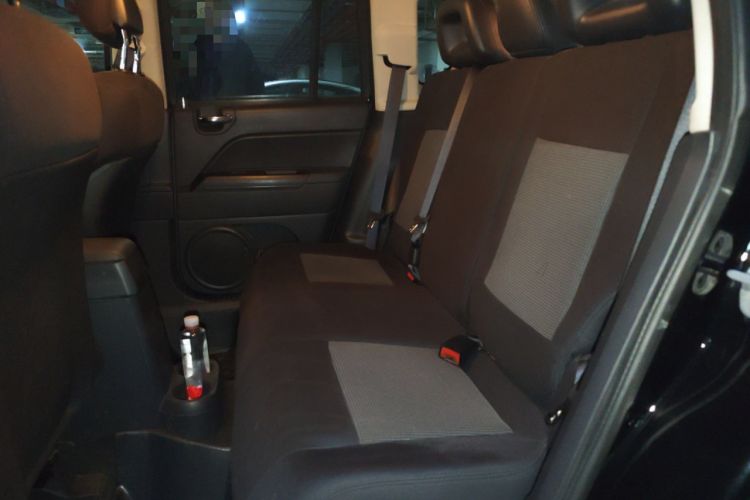 Used Jeep Compass 2014 2.0L two-wheel drive sport version