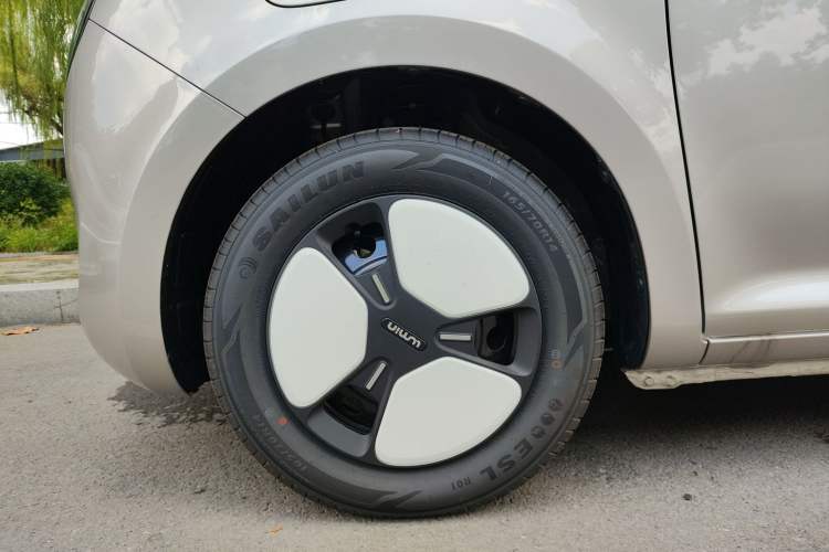 Used Changan Lumin 2023 301km Honey Dew Edition