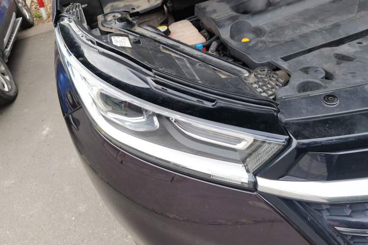 Used EXEED Lingyun 2019 1.6T Two-Wheel Drive Diamond Edition Right Front Headlight