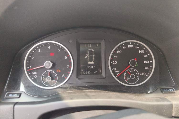 Used Volkswagen Tiguan 2015 1.8TSI Automatic Two-Wheel Drive Trend Edition Instrument Cluster