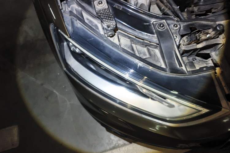 Used Audi Q3 2015 35 TFSI Ambition Edition Right Front Headlight