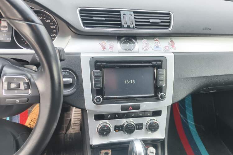 Used Volkswagen FAW-Volkswagen CC 2016 1.8TSI Luxury Model Audio And AC Panel