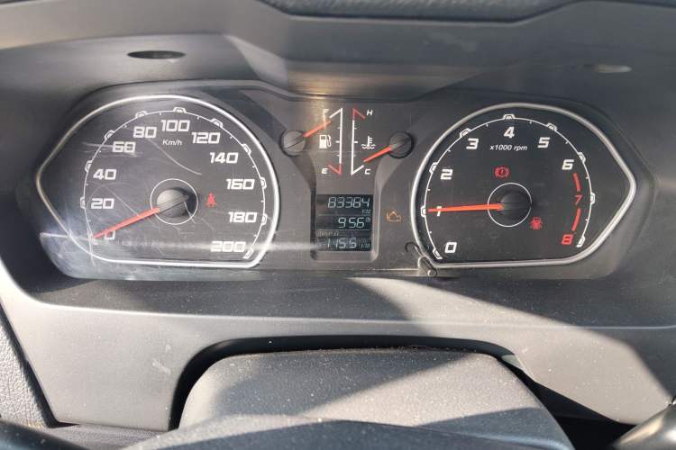 Used Leopaard Q6 2015 2.4L Manual Two-Wheel-Drive Elite Model