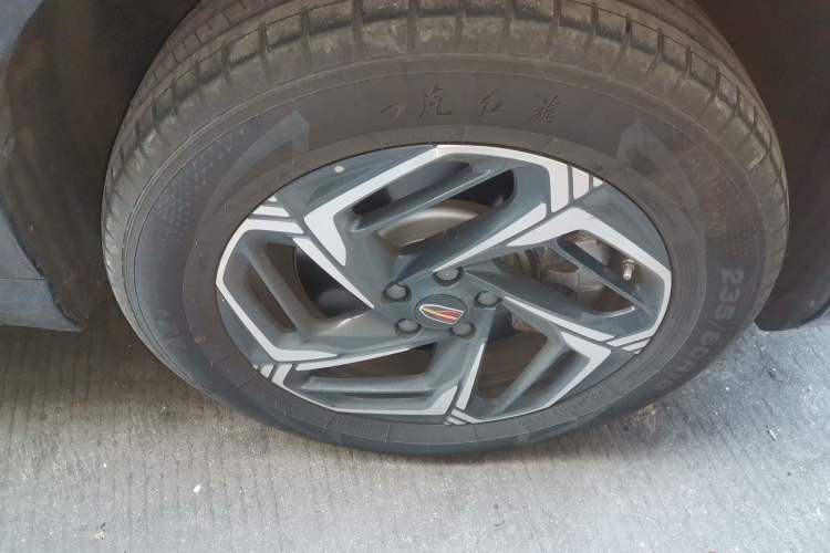 Used Hongqi HS3 2023 1.5T Two-Wheel Drive Shanwei Edition