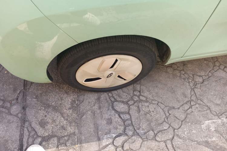 Used Chery QQ Ice Cream 2022 120km Conical Shape Lithium Iron Phosphate