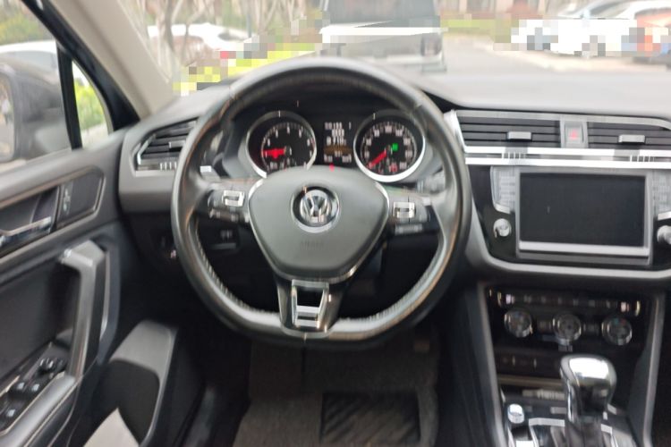 Used Volkswagen Tiguan L 2018 330TSI Automatic Two-Wheel Drive Luxury Edition