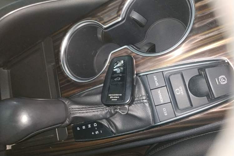 Used Toyota Camry 2019 Revised Version 2.5G Luxury Edition Vehicle Key