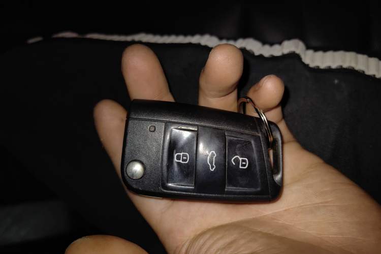 Used Skoda Superb 2018 TSI330 DSG Luxury Edition China VI Standard Vehicle Key