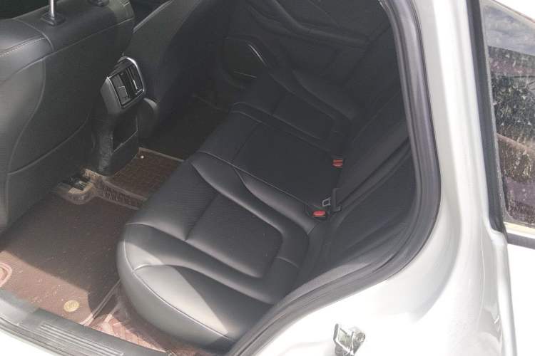 Used Bestune B70 2023 3rd Generation 1.5T Automatic Enjoyment Version 70th Anniversary Edition
