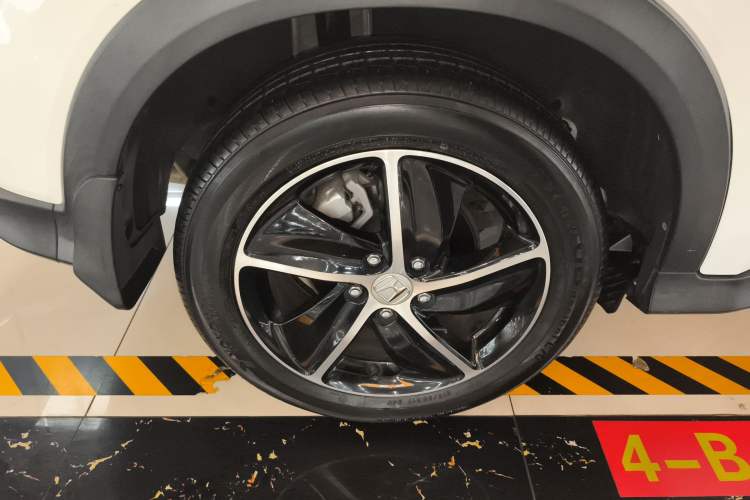 Used Honda Vezel 2020 220 TURBO CVT Luxury Edition
