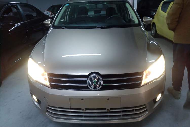 Used Volkswagen Jetta 2015 Zhuihui Edition 1.6L Manual Comfort Model
