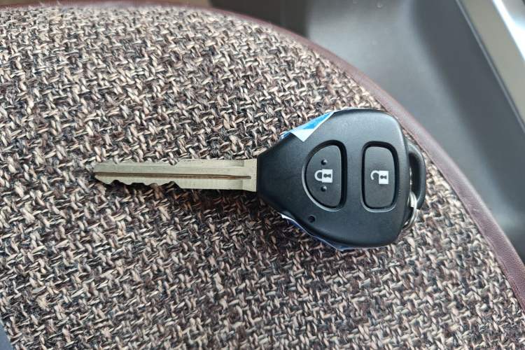 Used Toyota Prado 2014 2.7L Middle East Version Parallel Import Vehicle Key