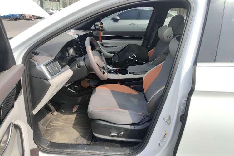 Used BYD Song PLUS New Energy 2025 DM-i 112KM Prestige Model Left Front Seat