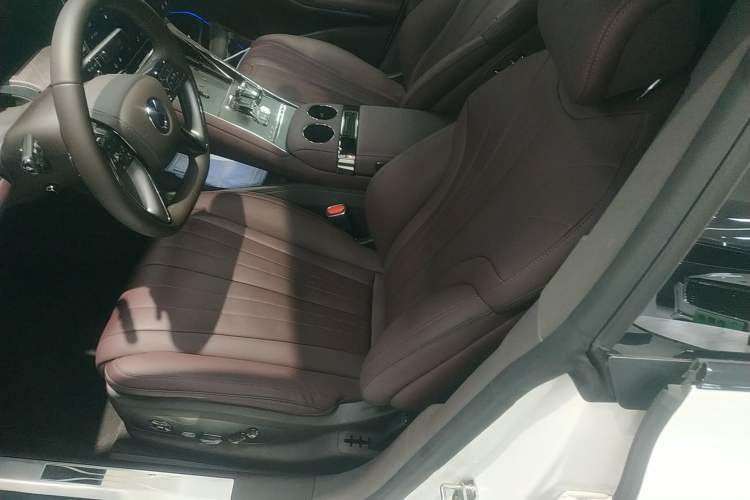 Used Denza Z9GT 2024 1100 Four-Wheel Drive Ultra Version Left Front Seat