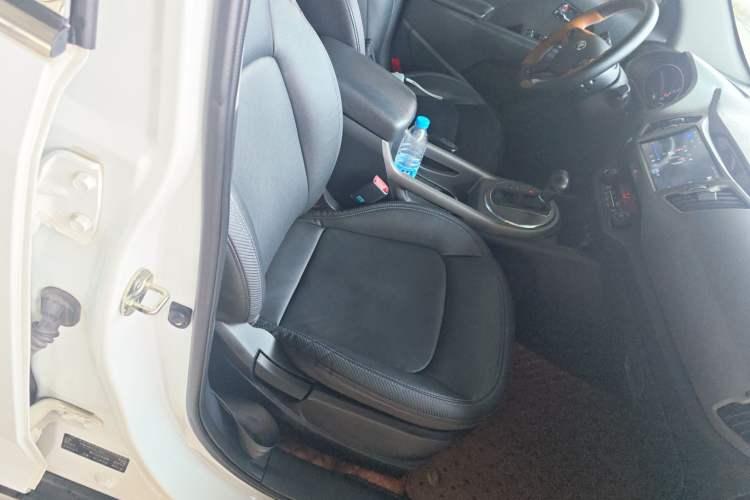 Used Kia Sportage R 2015 2.0L Automatic Two-Wheel Drive GLS