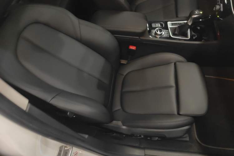 Used BMW 1 Series 2017 118i Design Package Model