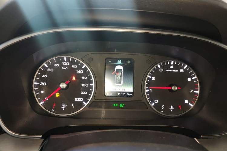 Used Roewe iMAX8 2021 Model 400TGI Exclusive Version for Key Accounts Instrument Cluster