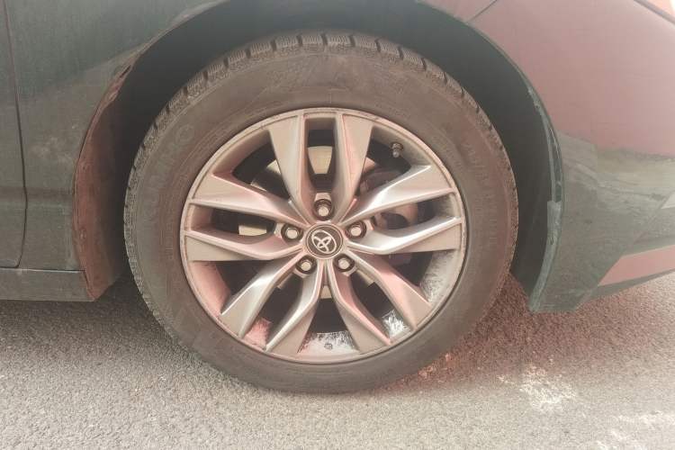 Used Toyota Avalon 2019 2.5L Ambition Version China VI Standard
