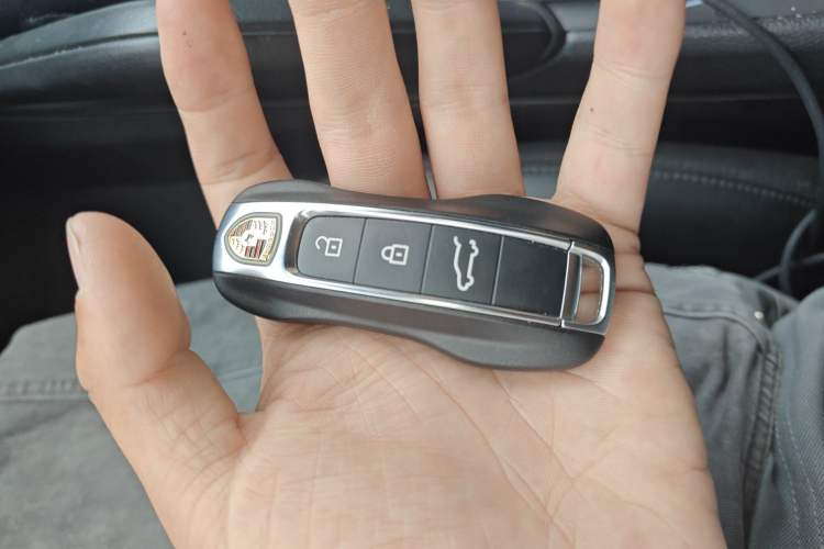 Used Porsche Cayenne 2019 Cayenne 3.0T Vehicle Key