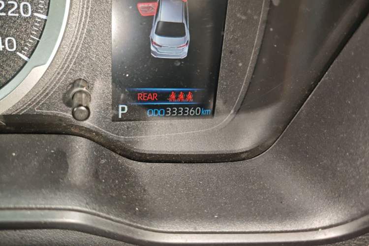 Used Toyota Corolla 2019 Dual-Engine 1.8L E-CVT GL-i Elite Edition Odometer Close Up