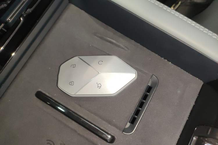 Used Formula Leopard Leopard 5 2025 TianShen Intelligent Driving Ultra Edition
