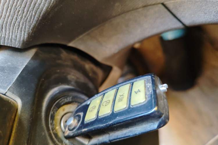 Used Wuling Hongguang 2015 1.2L S Base Model China V Standard